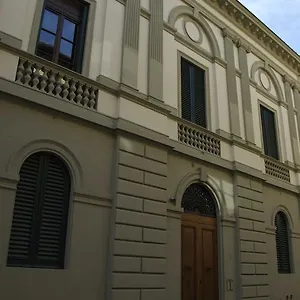 Palazzo Virginio 3* Florence